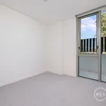 Rent 3 bedroom apartment in Cremorne