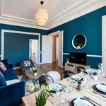 Rent a room of 193 m² in Paris