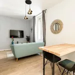 Appartement de 27 m² avec 2 chambre(s) en location à MARSEILLE 06