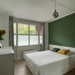 Rent 3 bedroom apartment of 80 m² in Sint-Maartensdijk