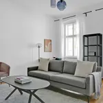 Rent 1 bedroom apartment of 721 m² in Vienna