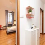 Rent 3 bedroom apartment in Milan