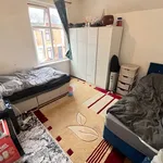 Rent 4 bedroom house in East Midlands