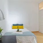 Rent a room in madrid