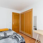 Alquilo 6 dormitorio apartamento de 75 m² en Valencia