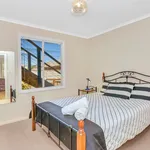 Rent 4 bedroom house in Aldinga Beach