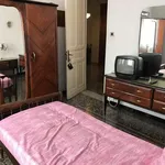 Rent a room in genoa