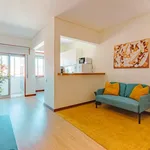 Rent 1 bedroom apartment in Porto