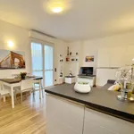 Rent 2 bedroom apartment in Milan