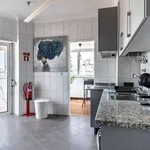 Rent 3 bedroom apartment in lisbon