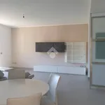 Rent 3 bedroom apartment of 93 m² in Palermo