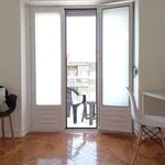 Rent a room in lisbon