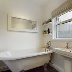 Rent 3 bedroom house in Wales