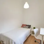 Rent a room in lisbon