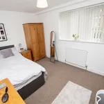 Rent 6 bedroom flat in West Midlands