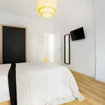 Rent a room of 150 m² in Barcelona