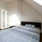 Miete 2 Schlafzimmer wohnung von 128 m² in Dusseldorf