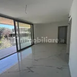 Rent 3 bedroom house of 79 m² in Pescara