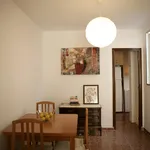 Alquilo 3 dormitorio apartamento de 75 m² en Seville']