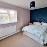 Rent 2 bedroom flat in South East England