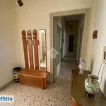 Affitto 4 camera appartamento di 100 m² in Palermo