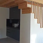 Rent a room of 280 m² in Porto