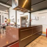 Maison de 250 m² avec 6 chambre(s) en location à Marcq En Baroeul