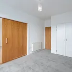 Rent 3 bedroom flat in Glasgow