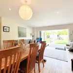 Rent 5 bedroom house in South East England