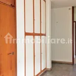 Affitto 4 camera appartamento di 150 m² in Vicenza