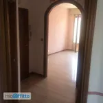 Rent 2 bedroom apartment of 65 m² in Milan