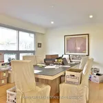 Appartement de 5952 m² avec 4 chambre(s) en location à Toronto (Bedford Park-Nortown)