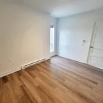 Appartement de 871 m² avec 2 chambre(s) en location à Gatineau