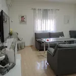 Alquilo 2 dormitorio casa de 100 m² en Córdoba