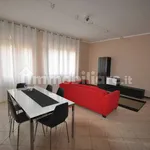 Rent 3 bedroom apartment of 90 m² in Novara