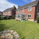 Rent 4 bedroom flat in Wales