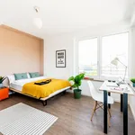 Rent 4 bedroom apartment in Berlin