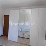 Affitto 3 camera appartamento di 83 m² in Padua