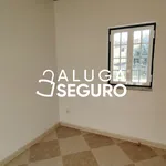 Rent 4 bedroom apartment of 110 m² in Lisboa