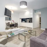 Rent 4 bedroom apartment of 90 m² in Valencia