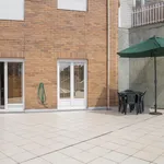 Rent 3 bedroom apartment in Porto