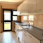 Rent 2 bedroom apartment of 80 m² in Cedofeita, Porto