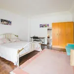 Rent 5 bedroom apartment in Lisbon