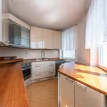 Pronajměte si 4 ložnic/e byt o rozloze 146 m² v Prague