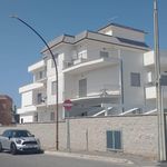 Affittasi Appartamento, Appartamento con giardino privato - Annunci Anzio (Roma) - Rif.558980