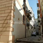 Rent 4 bedroom apartment of 105 m² in Palermo