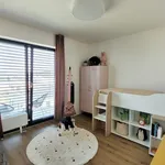 Pronajměte si 10 ložnic/e byt o rozloze 126 m² v Prague