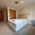 Rent 2 bedroom flat in Aberdeen