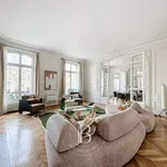 Appartement de 220 m² avec 7 chambre(s) en location à Neuilly-sur-Seine