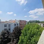 Rent 2 bedroom apartment of 82 m² in Milano